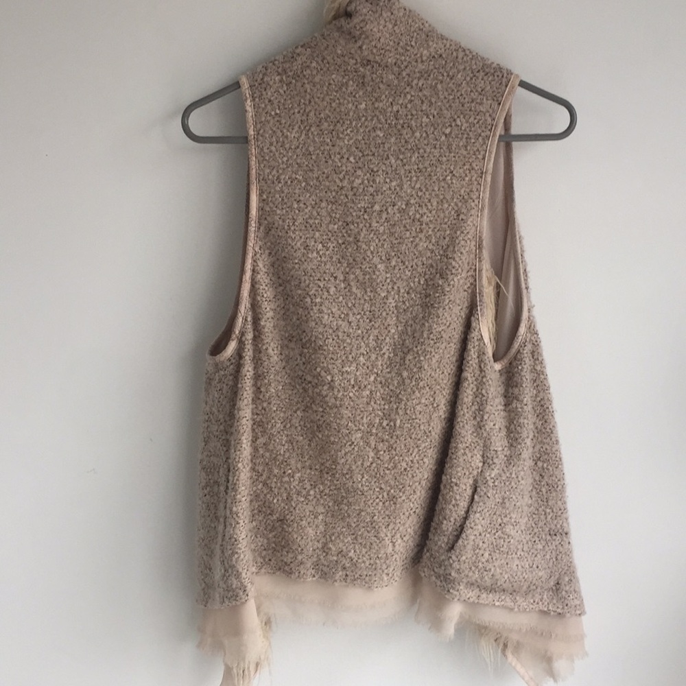 Double Zero Vest View 3